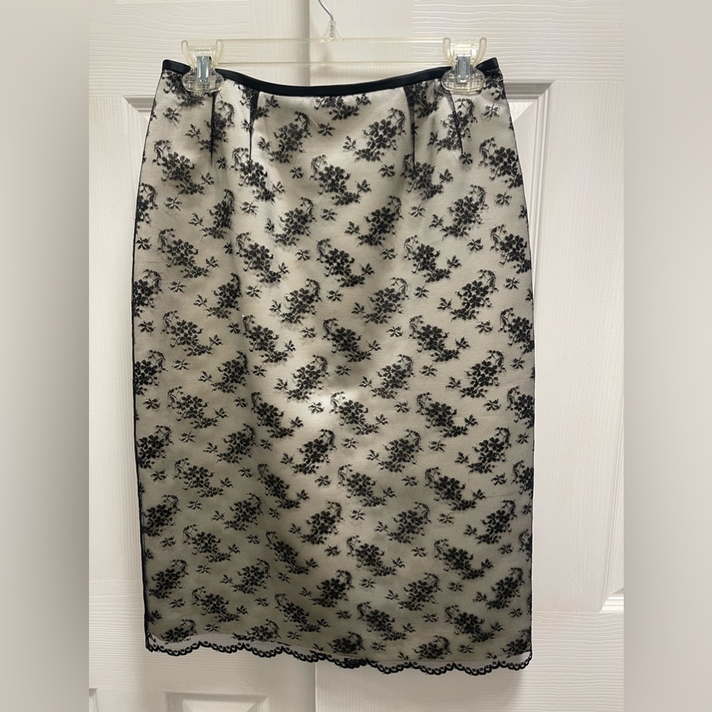 Kasper Pencil Lace Skirt Sz 6